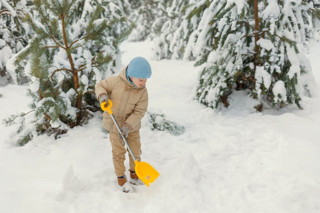 Zimowy odpoczynek w mieście – sposób na wartościowy czas dla dzieci